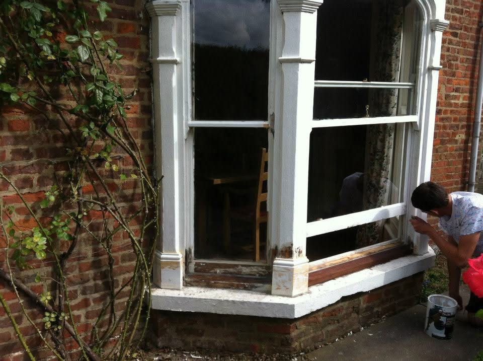 Where Can I Find a Company to Repair My Wooden Sash Windows in Stamford?